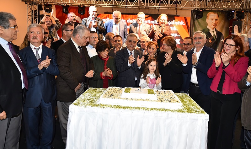 Özgürlük halayı