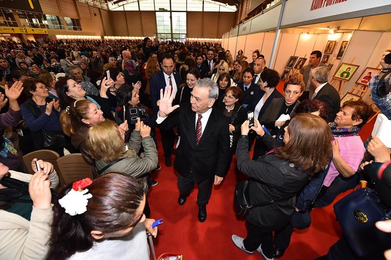 Böyle olur İzmir’de kadın kutlaması