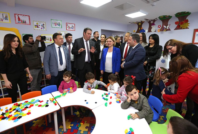 Buca'da renkli açılış