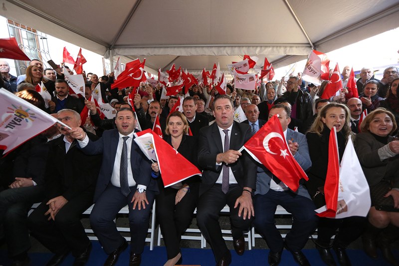 Buca'da renkli açılış