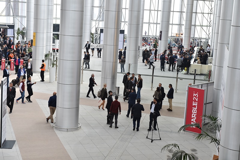 İzmir’de 'doğaltaş şöleni' başladı