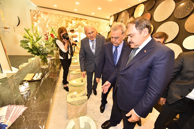 İzmir’de 'doğaltaş şöleni' başladı