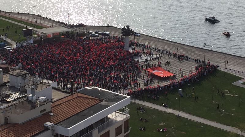 Meral Akşener İzmir'de halka seslendi