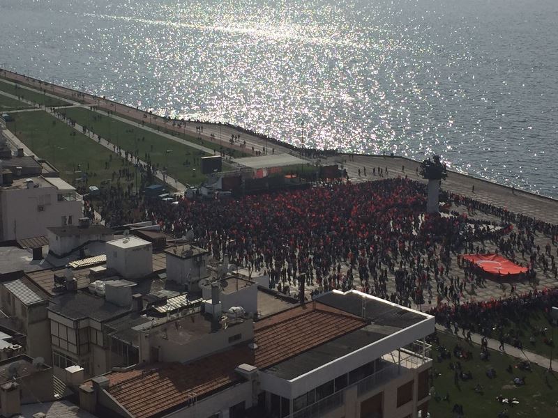 Meral Akşener İzmir'de halka seslendi