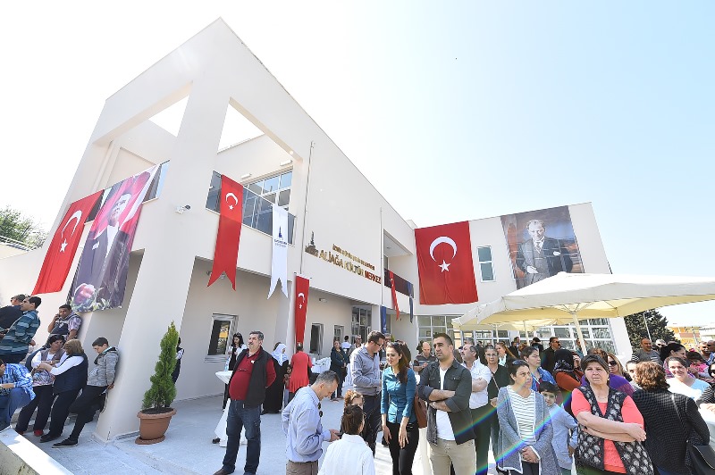 Aliağa Kültür Merkezi açıldı