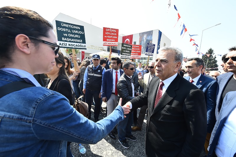 Aliağa Kültür Merkezi açıldı