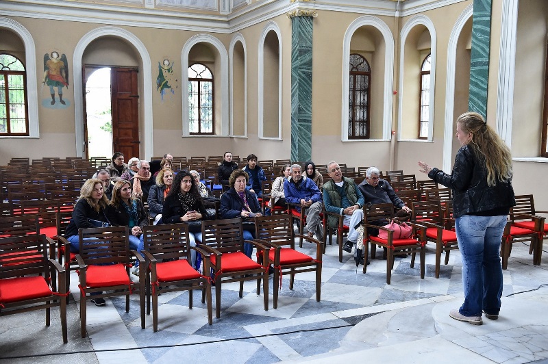 İzmir sizi çağırıyor