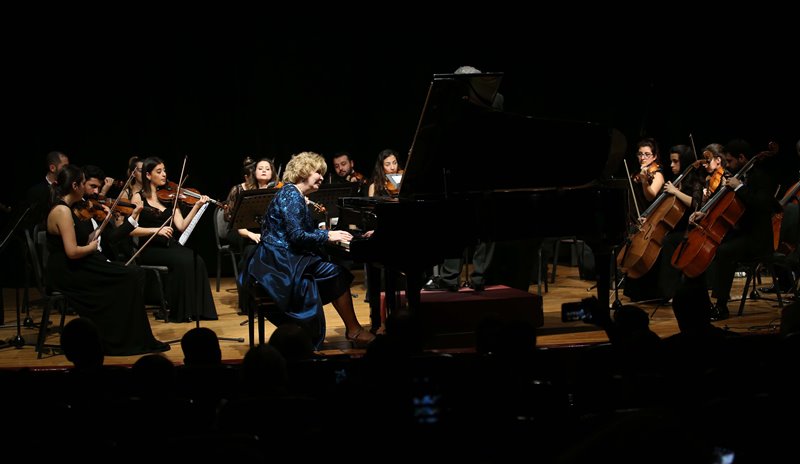 Mülteci çocuklardan ‘barış’ şarkıları