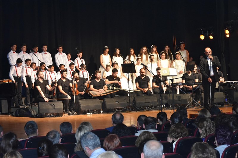 Mülteci çocuklardan ‘barış’ şarkıları