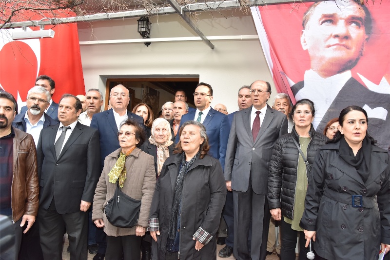 Bornova’nın büyüklerine özel hizmet