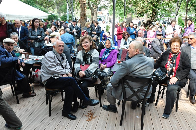 Bornova’nın büyüklerine özel hizmet