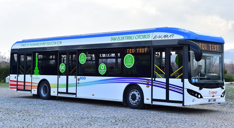 İzmir'in elektrikli otobüsleri yola çıkıyor