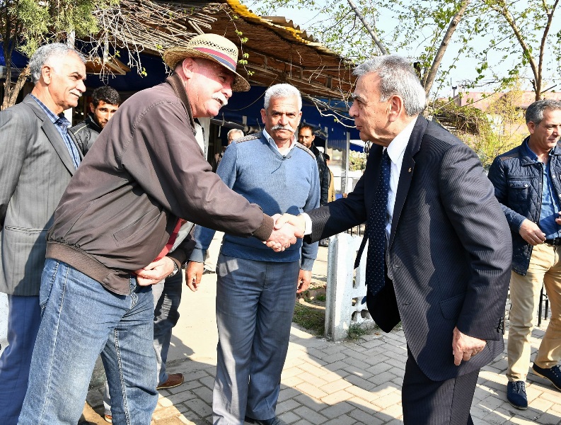 Başkan yollarda