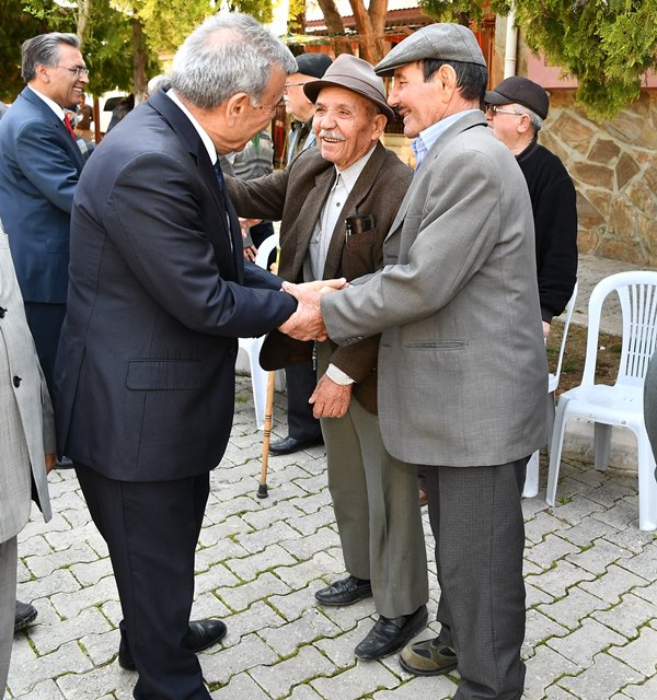 Başkan yollarda