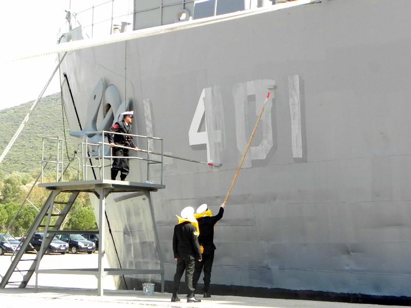 Foça'da TCG Ertuğrul Gemisine hüzünlü veda