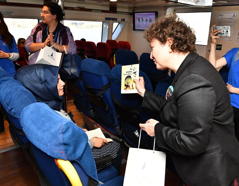“Kitap dostlarına” Büyükşehir sürprizi