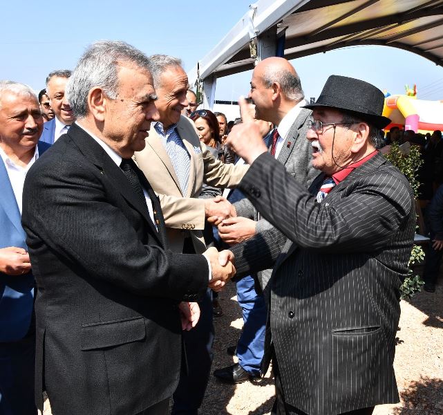 Ödemiş'te üreticinin yüzünü güldüren imza