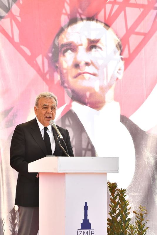 Ödemiş'te üreticinin yüzünü güldüren imza