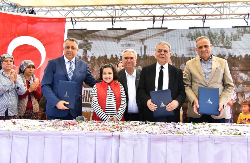 Ödemiş'te üreticinin yüzünü güldüren imza