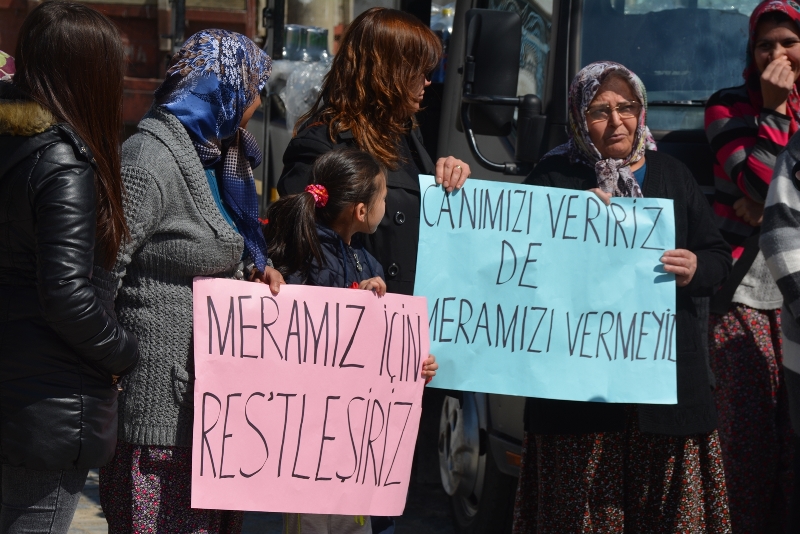 Bergama'da RES'e karşı barikat