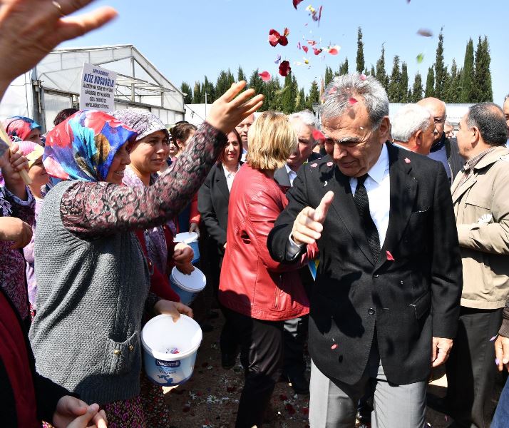 Ödemiş'te üreticinin yüzünü güldüren imza