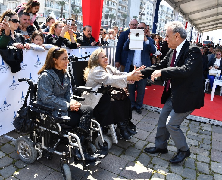 Elektrikli otobüs filosu yola çıktı