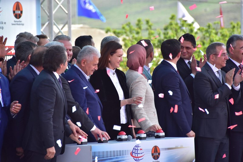 Başbakan İzmir'de
