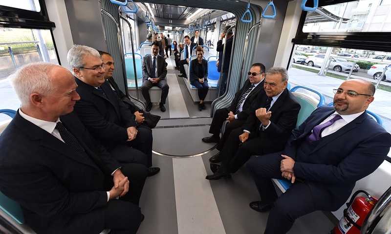 Karşıyaka’da “tramvaylı” günler başladı