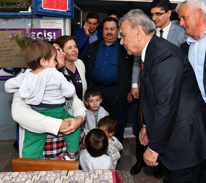 Başkan Kocaoğlu'na şiirli karşılama