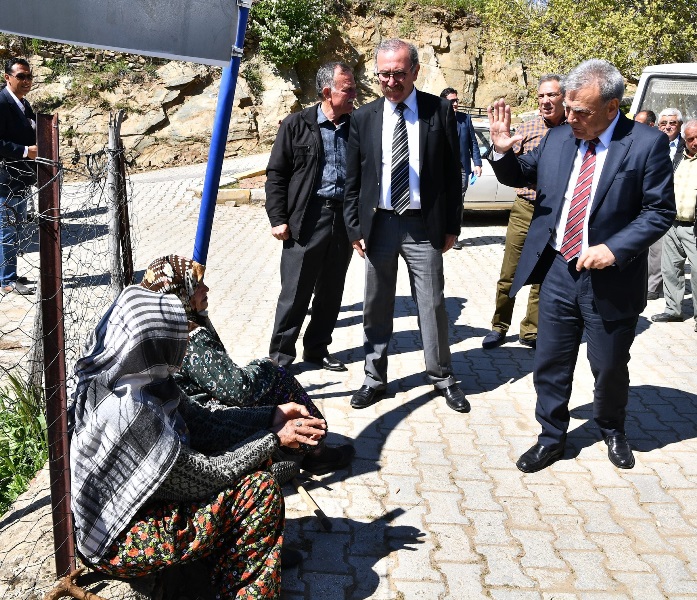 Başkan Kocaoğlu'na şiirli karşılama