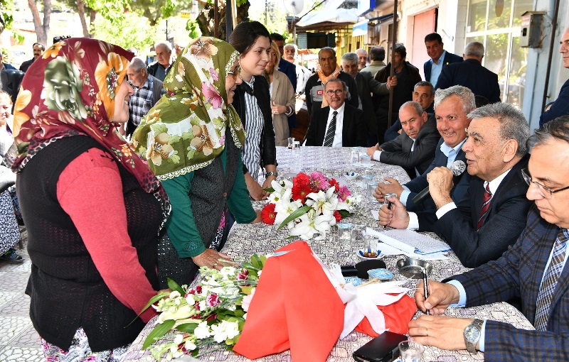 Başkan Kocaoğlu'na şiirli karşılama
