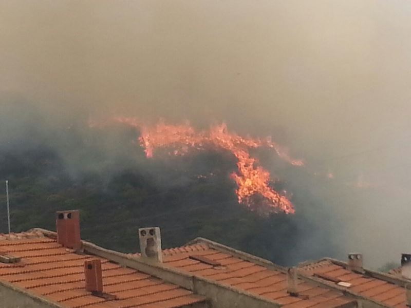 Foça alev alev
