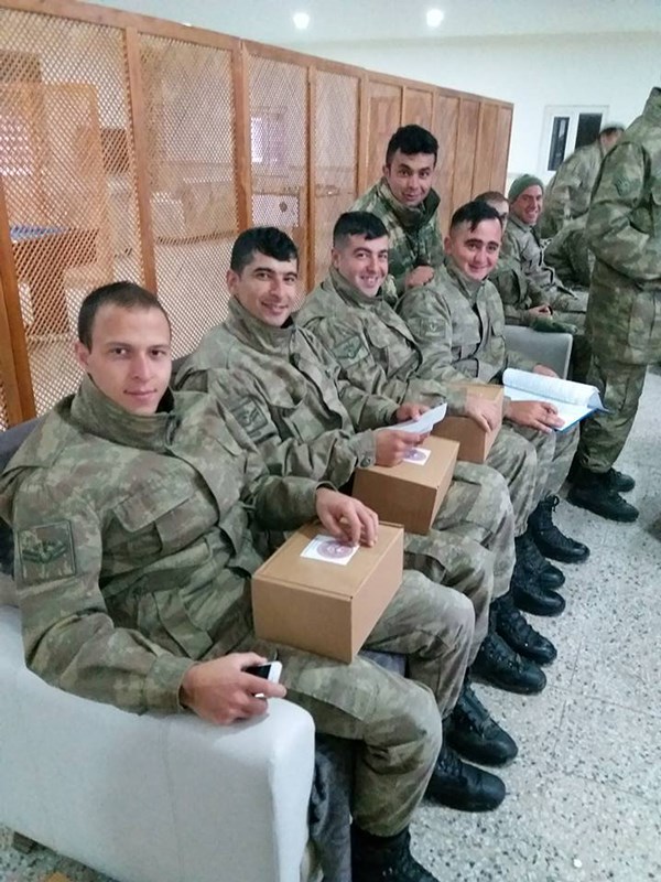 Kışlalara Karşıyaka morali