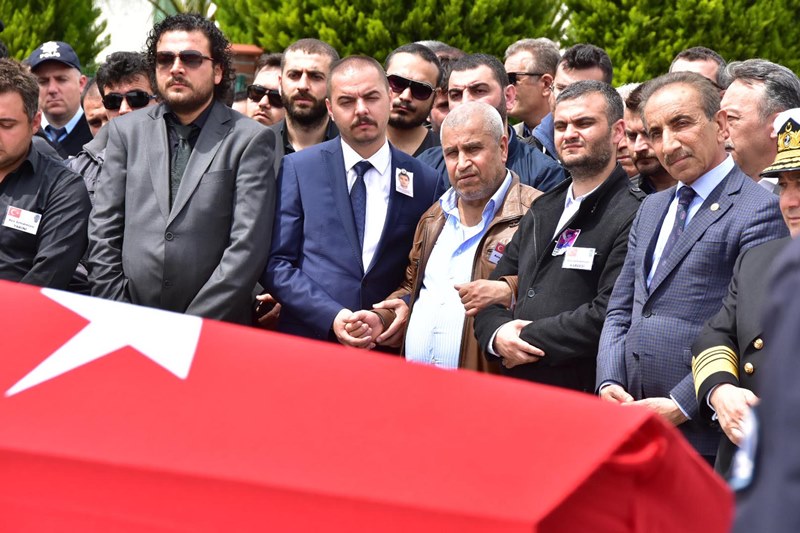 İzmir şehit komiseri uğurladı