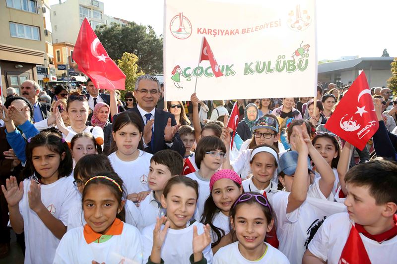 Dünya çocukları Karşıyaka'da buluştu