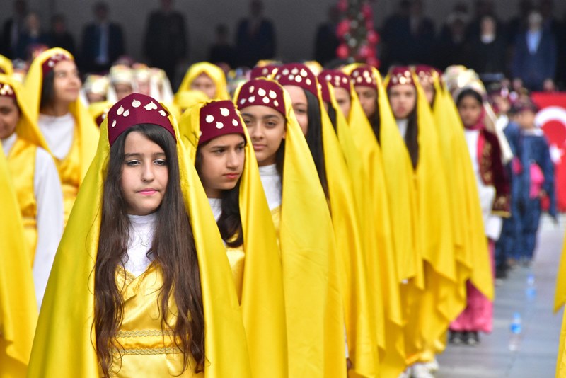 İzmir'de 23 Nisan coşkusu