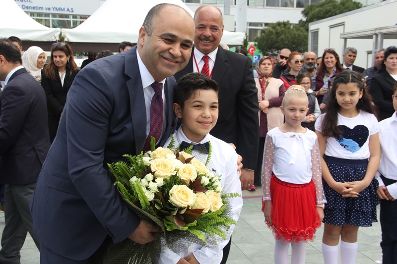 İzmir'de 23 Nisan coşkusu