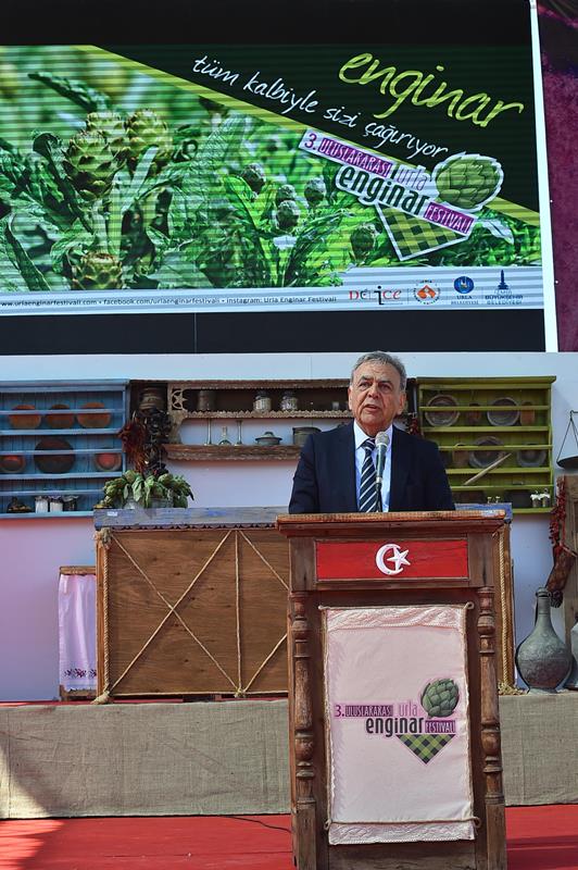 Urla'nın renkli festivali başladı