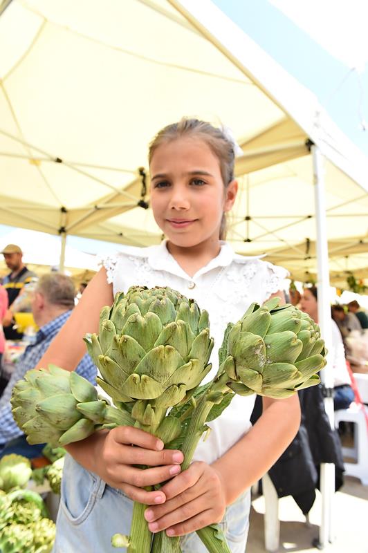 Urla'nın renkli festivali başladı