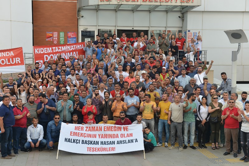 İzmir'de 1 Mayıs coşkusu
