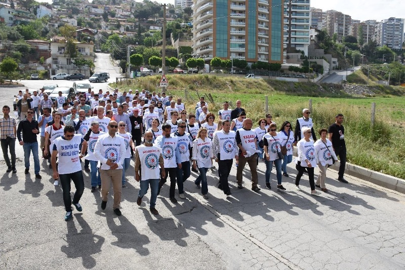 İzmir'de 1 Mayıs coşkusu