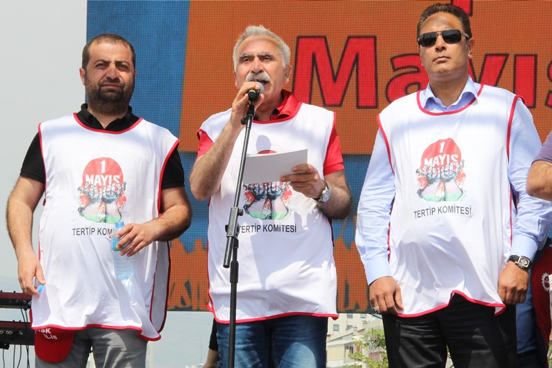 İzmir'de 1 Mayıs coşkusu