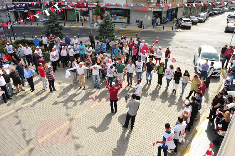 İzmir'de 1 Mayıs coşkusu