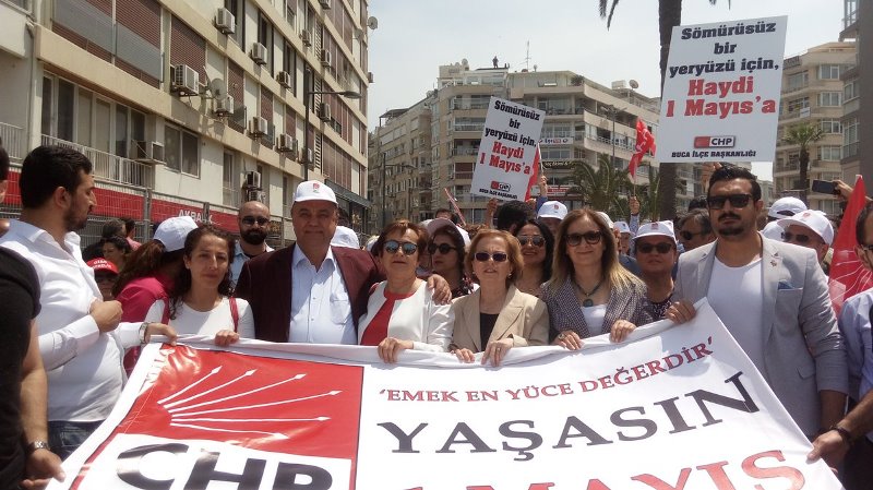 İzmir'de 1 Mayıs coşkusu