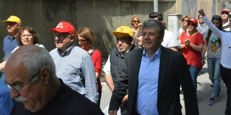 İzmir'de 1 Mayıs coşkusu