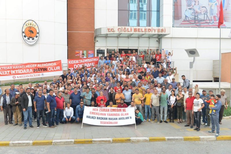 İzmir'de 1 Mayıs coşkusu