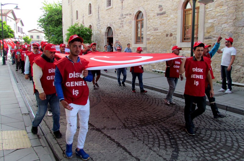 İzmir'de 1 Mayıs coşkusu