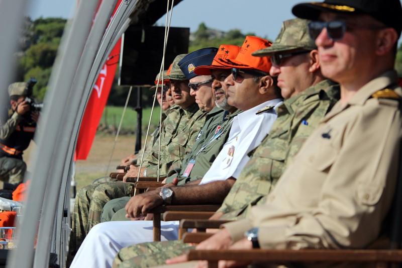 Dumanlı Dağ'da nefes kesen tatbikat