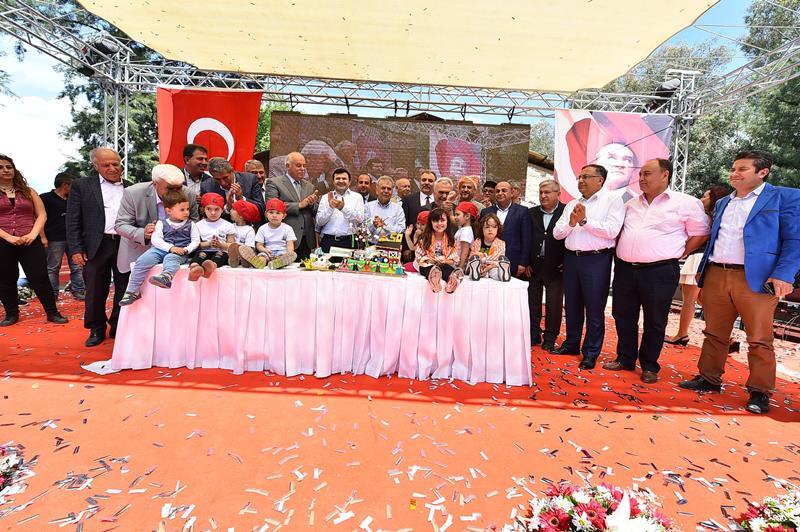 Tire'de 'süt' bayramı