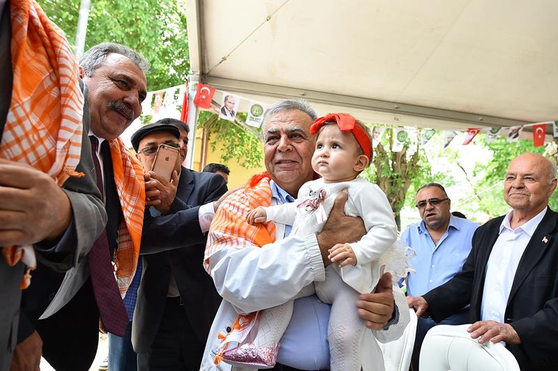 Tire'de 'süt' bayramı